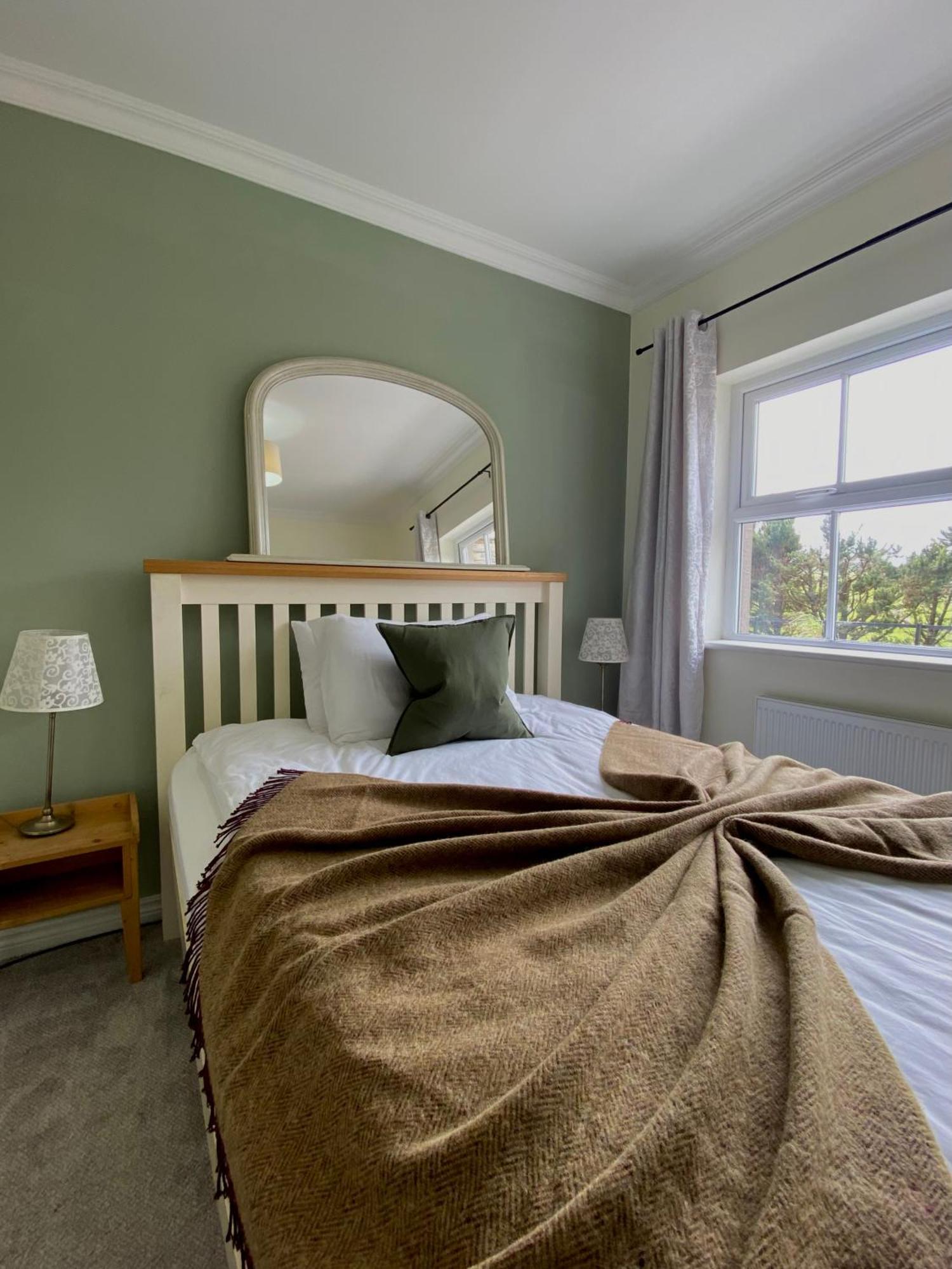 Shanakeever Farm - 3 Bedroom Apartment Clifden Eksteriør bilde